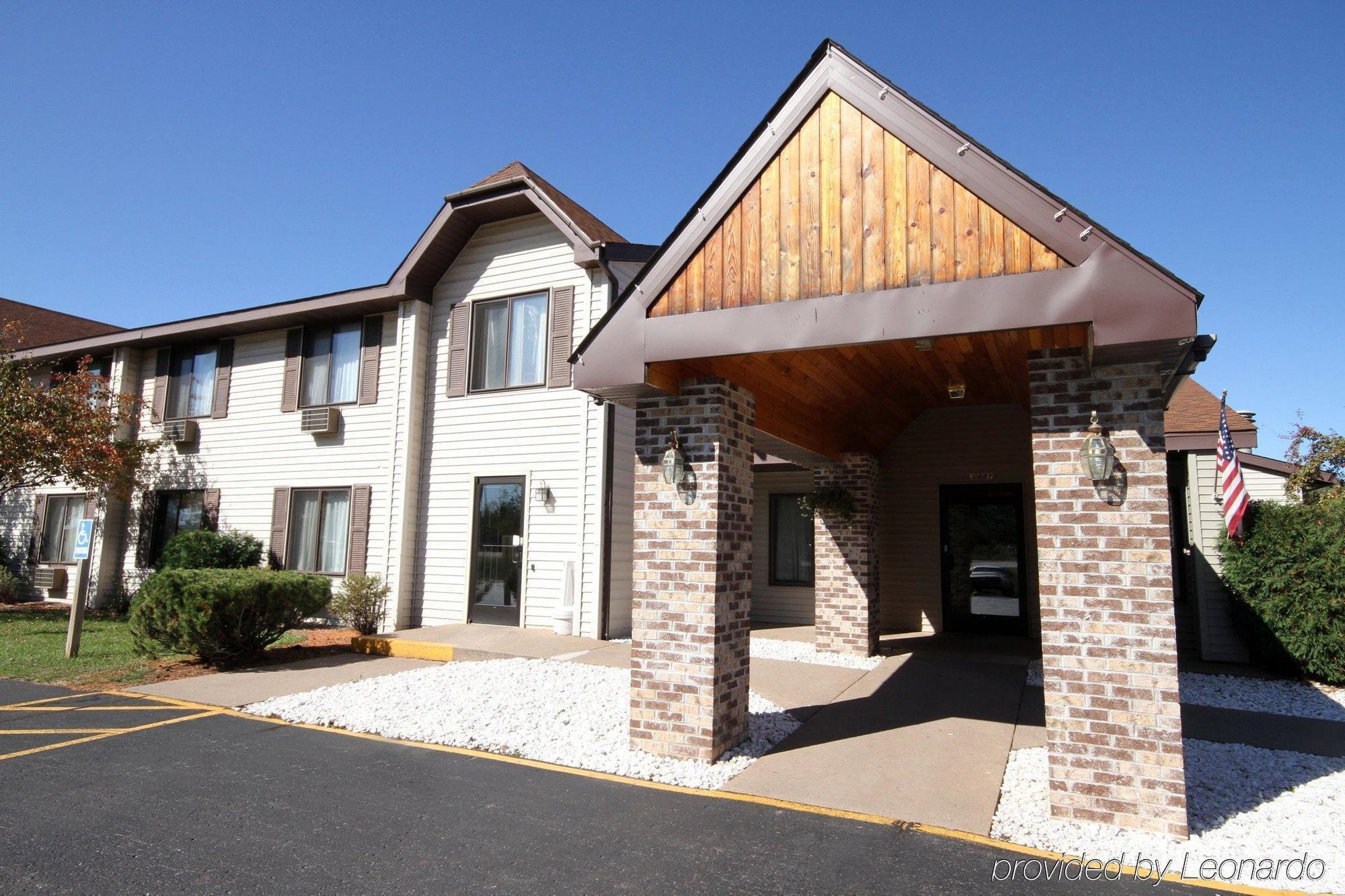 马格努森乡村酒店 Ishpeming 外观 照片